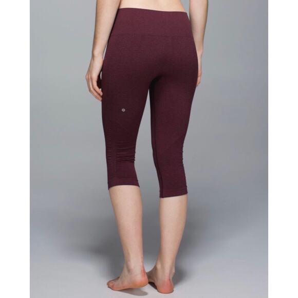 Lululemon In The Flow Crop II Heathered Bordeaux Drama burgundy red seamless - Picture 4 of 9